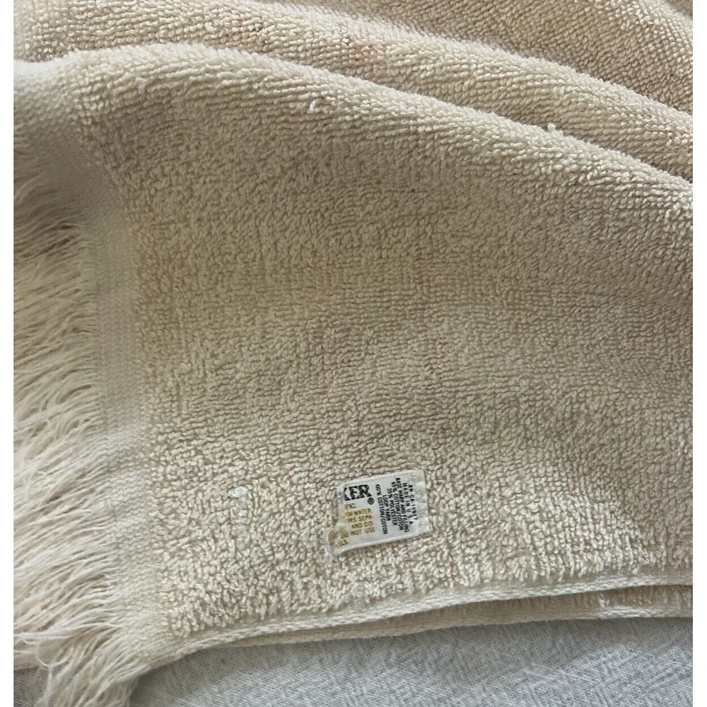 Vintage Bath Towel Cream Rust Gold Orange Southwest Aztec Print Retro Fringe